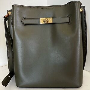 Michael Kors. Hamilton Legacy medium leather messenger bag. Olive green.